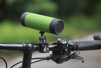 Mini Bicycle Outdoor Bluetooth Speaker Card Radio Flashlight Stereo Handsfree Call Loudspeaker (Option: Green-Usb)